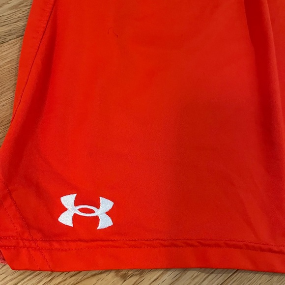 Under Armour mens orange shorts size 3XL - Picture 2 of 6
